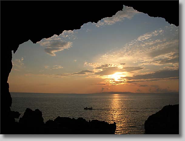 Click to explore  KATAPHYGI Cave