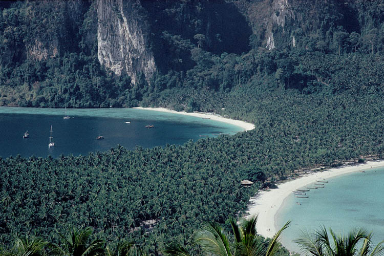 Ko Pee Pee Don - view from Viewpoint - click to go to next image