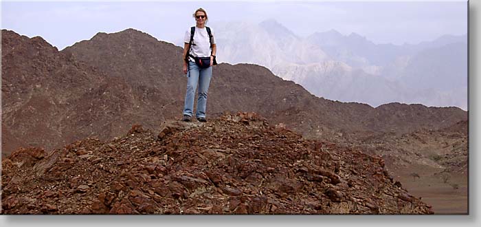 walking on ophiolitic mountains between Nakhl and Rustaq